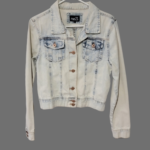 ✨️2/$20 EUC Jean Jacket Acid Wash Size L - Picture 3 of 4